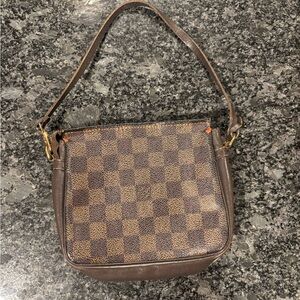 Vintage Louis Vuitton Damier Ebene Trousse Makeup Pochette bag.